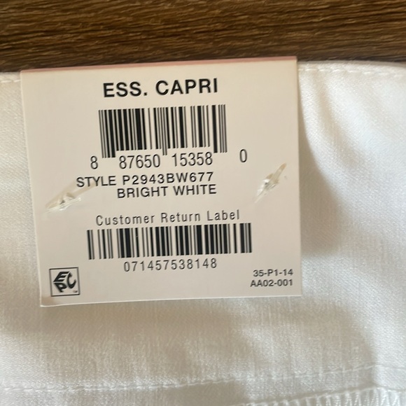 Alfani Capris - Picture 3 of 5